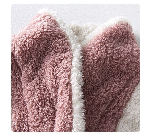 Couple’s Long Sleeve Flannel Pyjamas – Warm Matching Winter Sleepwear