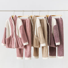 Couple’s Long Sleeve Flannel Pyjamas – Warm Matching Winter Sleepwear